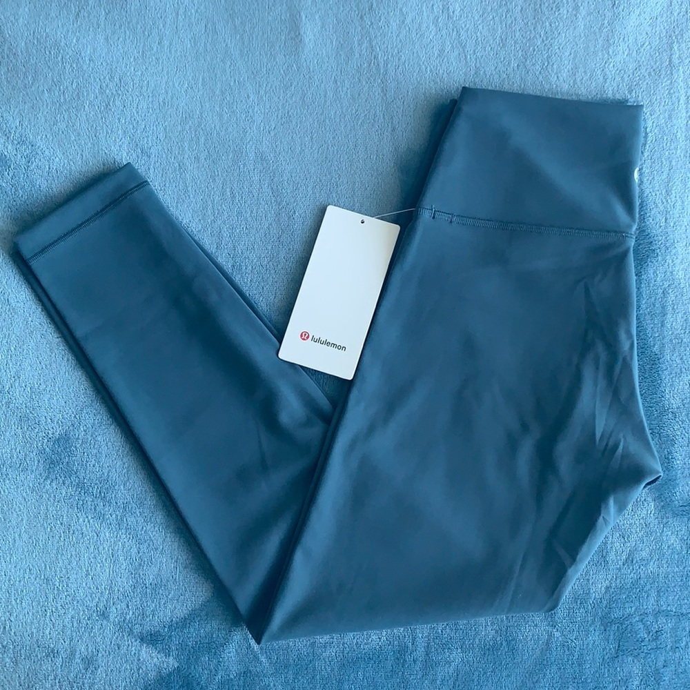 Lululemon Iron Blue Wunder Train size 8
